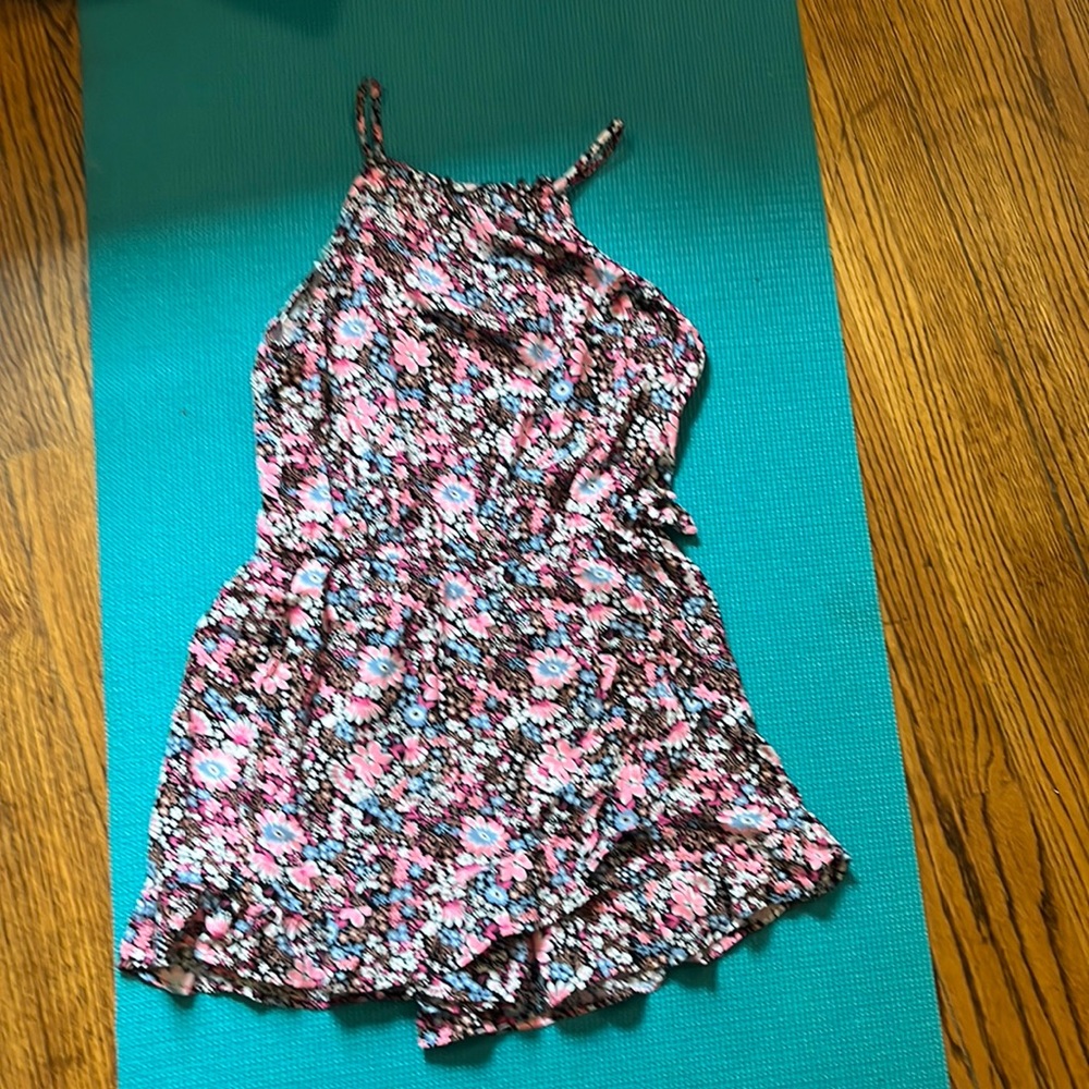 Floral Ruffle romper pink and black - Girls size 14-16